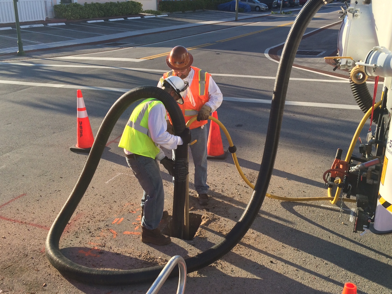 US Utility Potholing vacuum excavation specialist South Florida